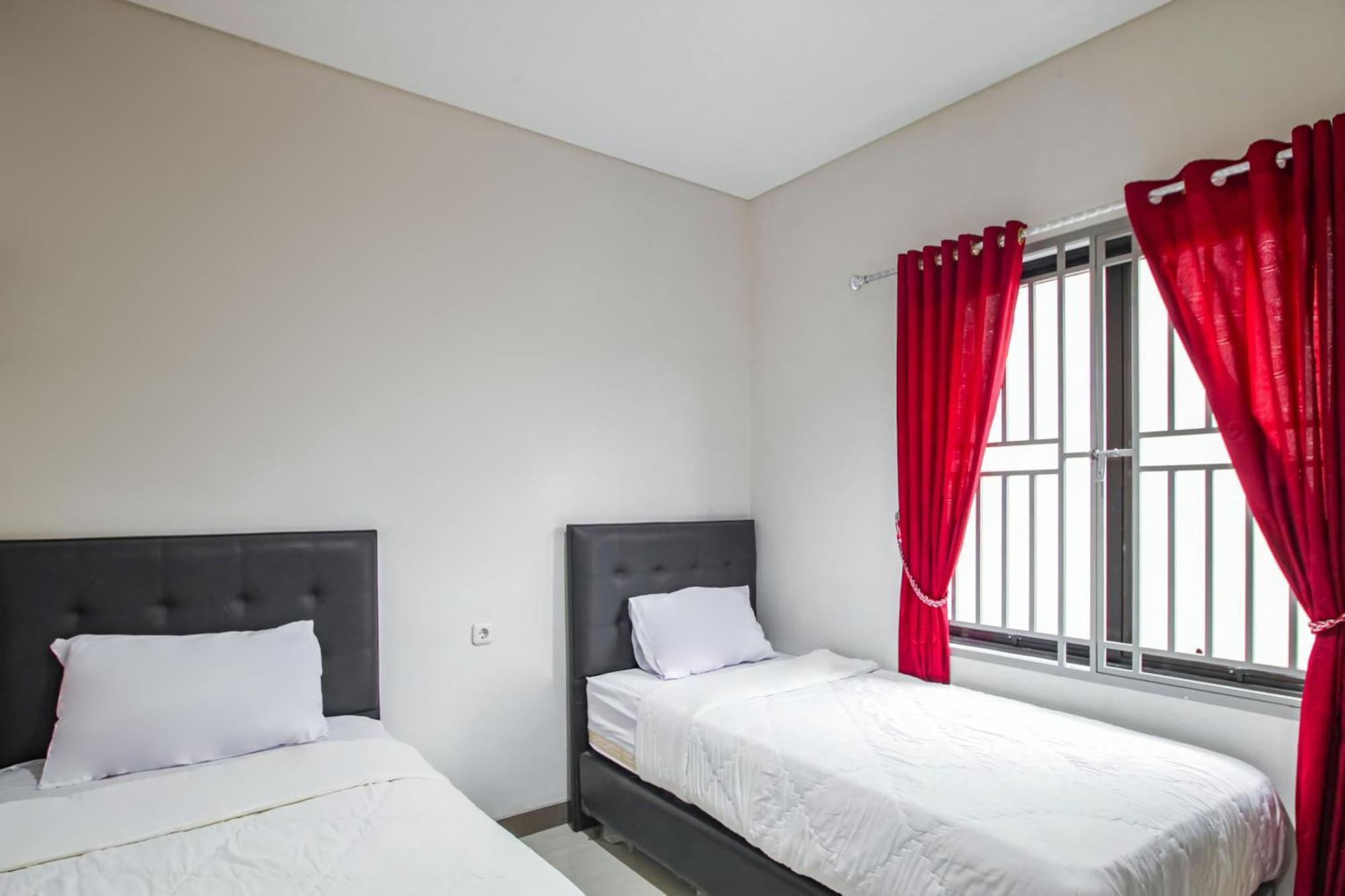 Capital O 93589 Hotel Wongso Syariah Pangkal Pinang Zewnętrze zdjęcie